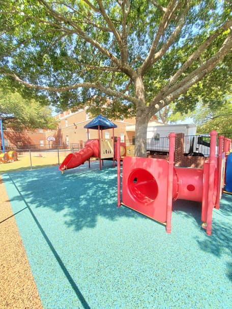 Softroc commercial playground surface with vibrant colors